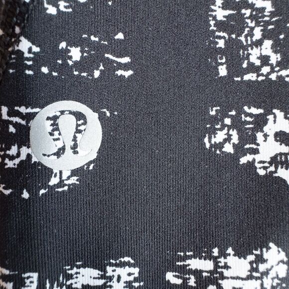 Lululemon Inspire Tight II Graf Black White/Black  7/8 Legging Womens 4 W5LFHS - Picture 13 of 16